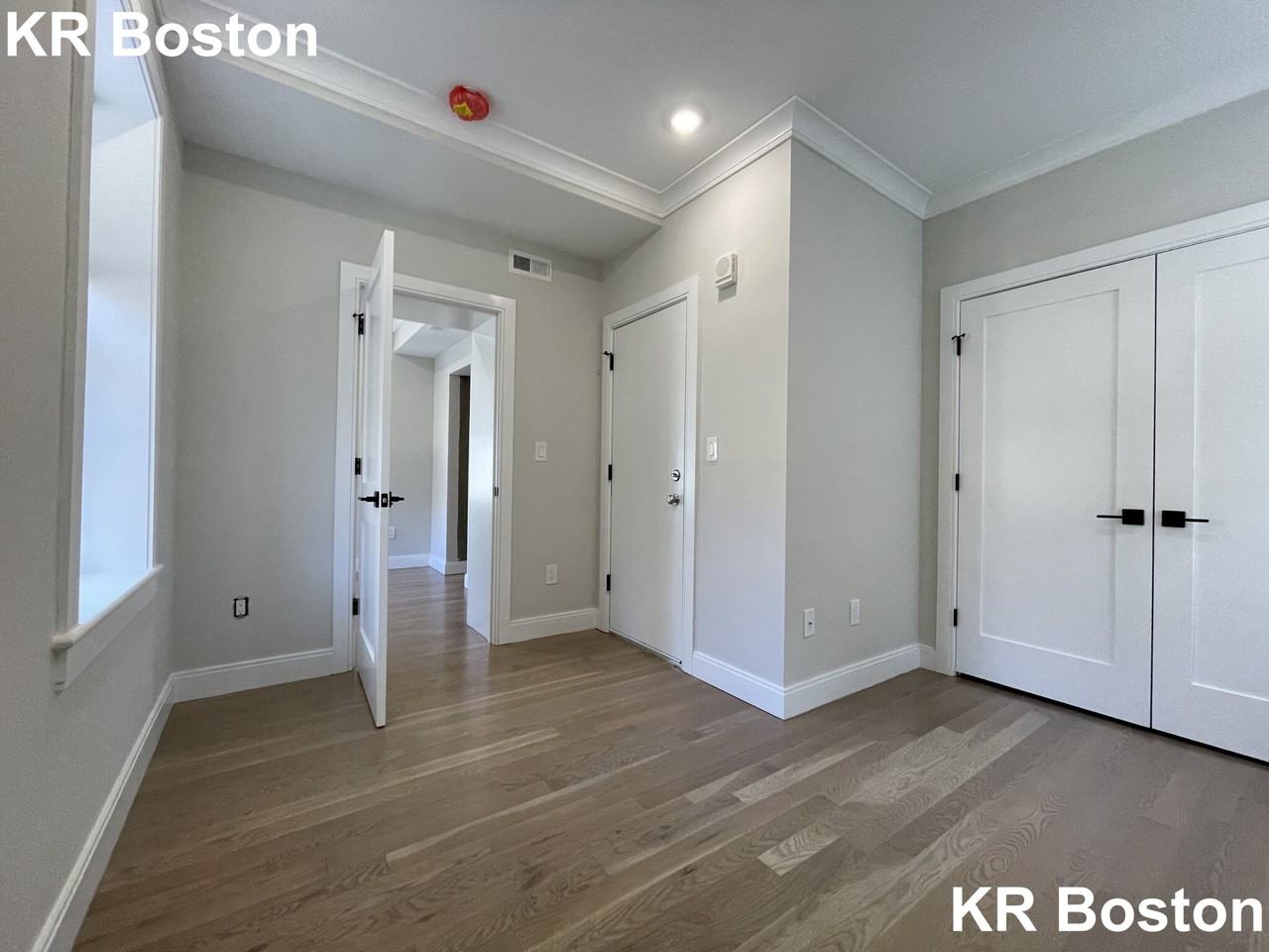 Englewood Ave. & Strathmore #6 - Photo 4 of 39