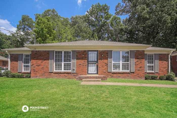 3380 Brookmeade St - Photo 3 of 16