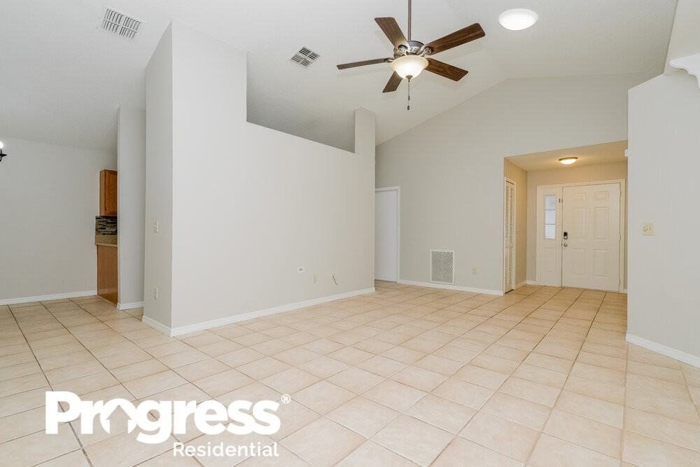 1604 Spinning Wheel Dr - Photo 3 of 16