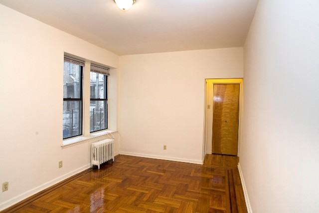 317 Leffert Street #1C - Photo 2 of 5