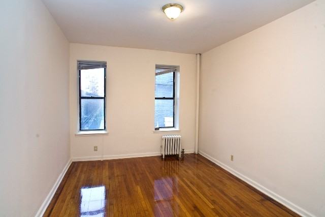 317 Leffert Street #1C - Photo 3 of 5