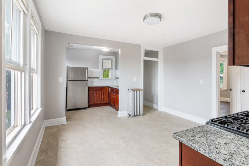 106 Silver St #2 - Photo 3 of 7