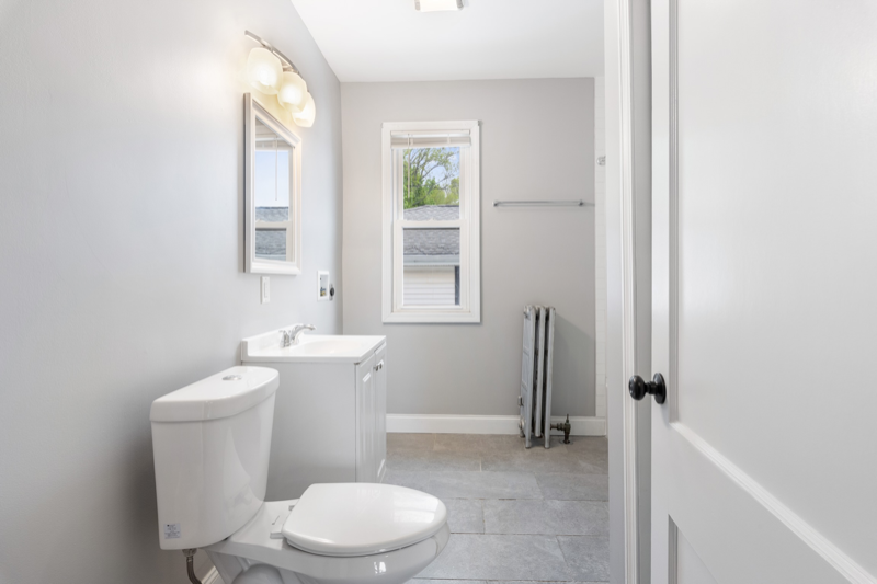 106 Silver St #2 - Photo 6 of 7