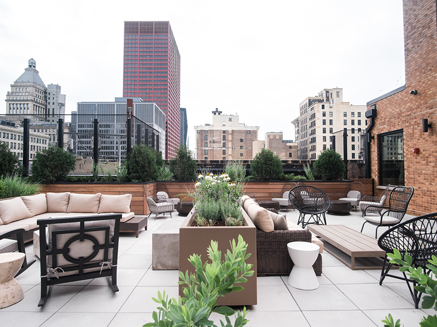 30 E Adams St - Photo 4 of 13