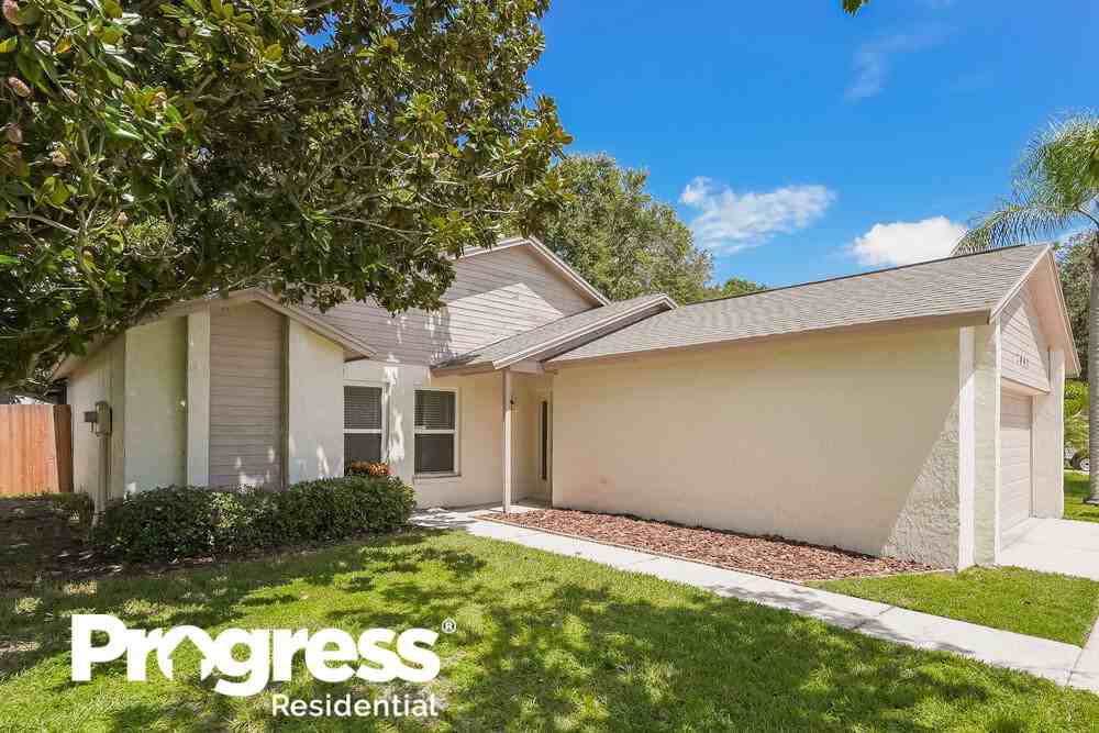 2004 Helm Ln - Photo 2 of 8