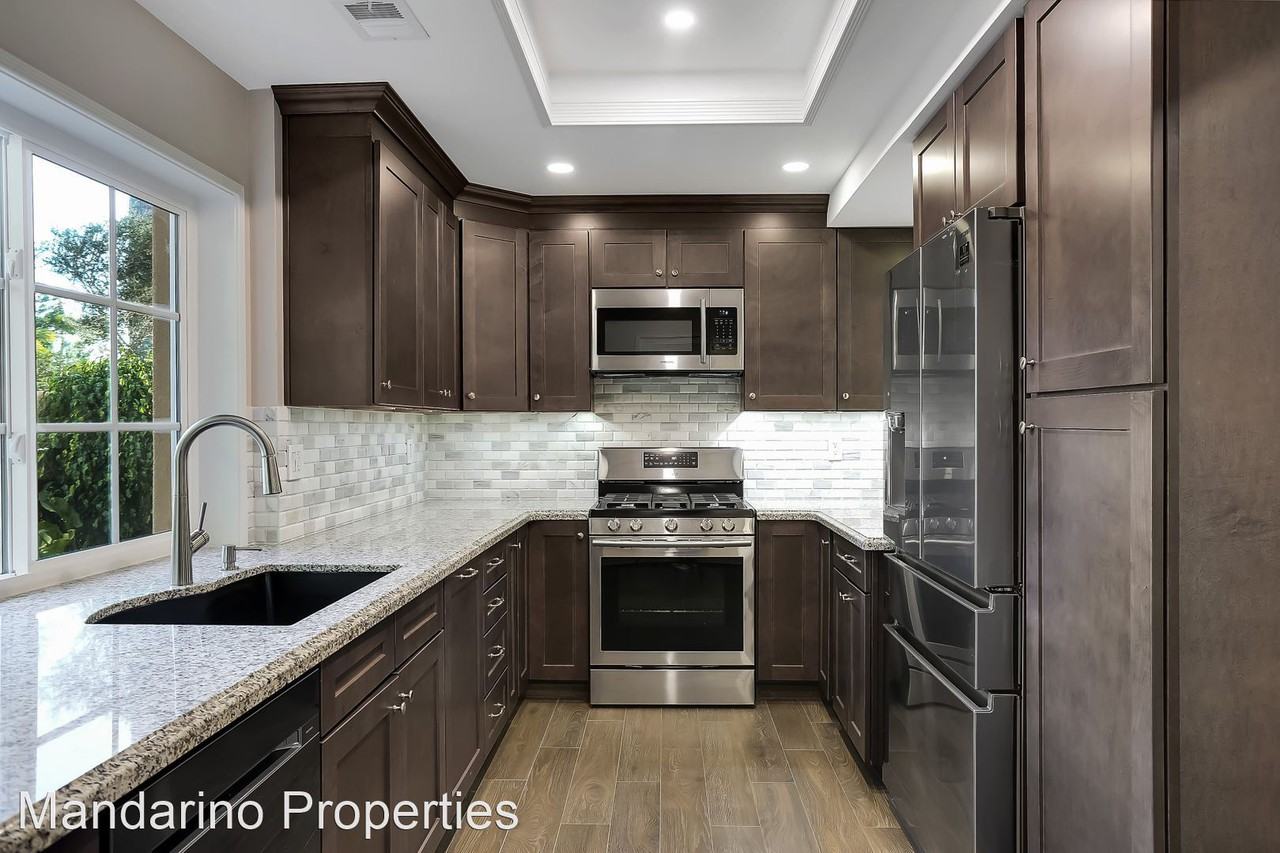 326 La Salle Rd - Photo 2 of 5