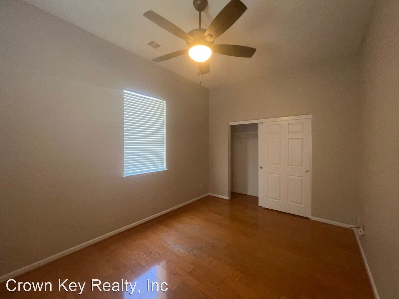 4725 Dandelion Loop - Photo 3 of 6
