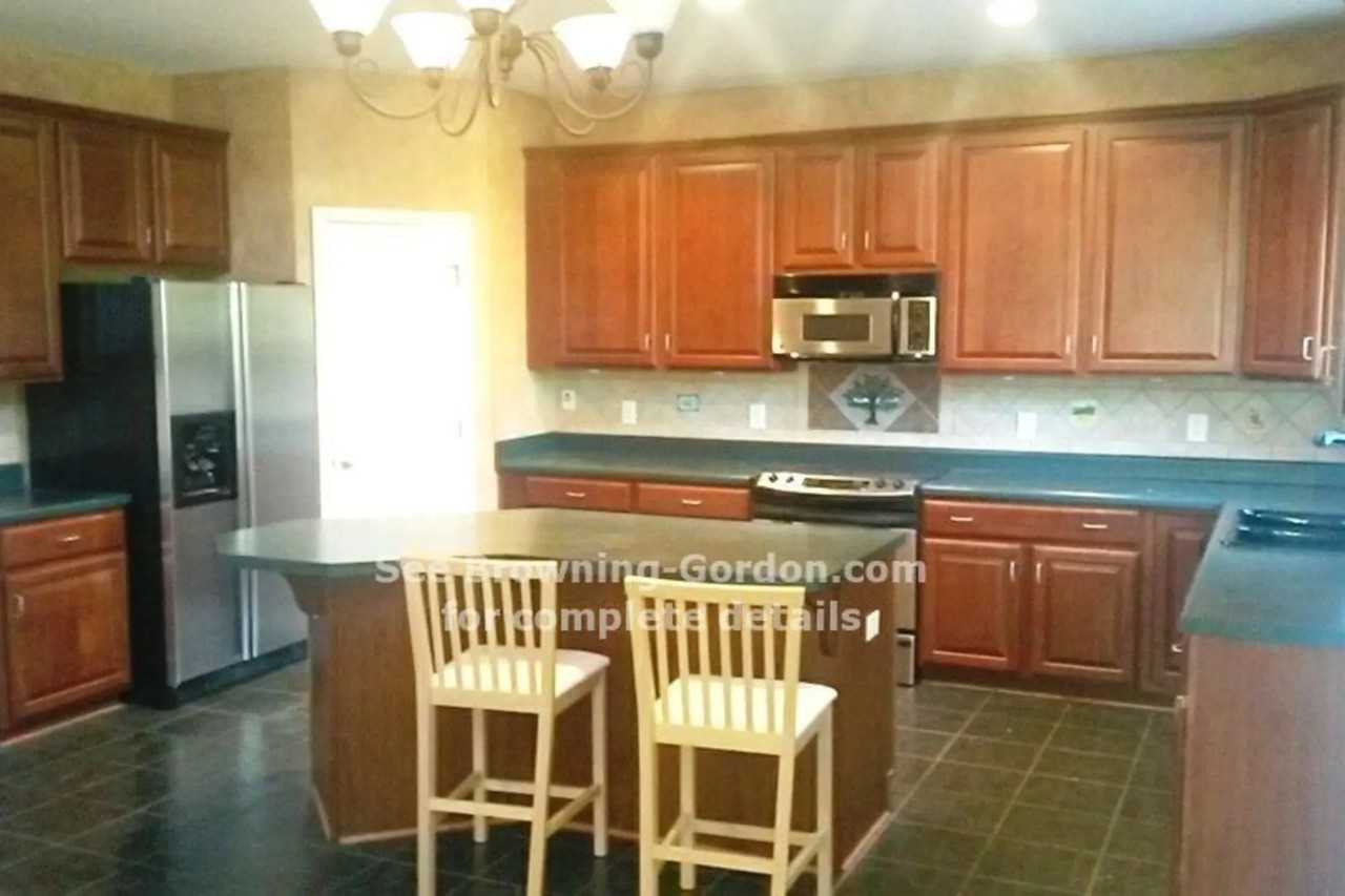 5108 Glencarron Dr - Photo 3 of 9