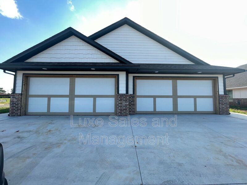 10539 Lawson Place Rd - Photo 2 of 26