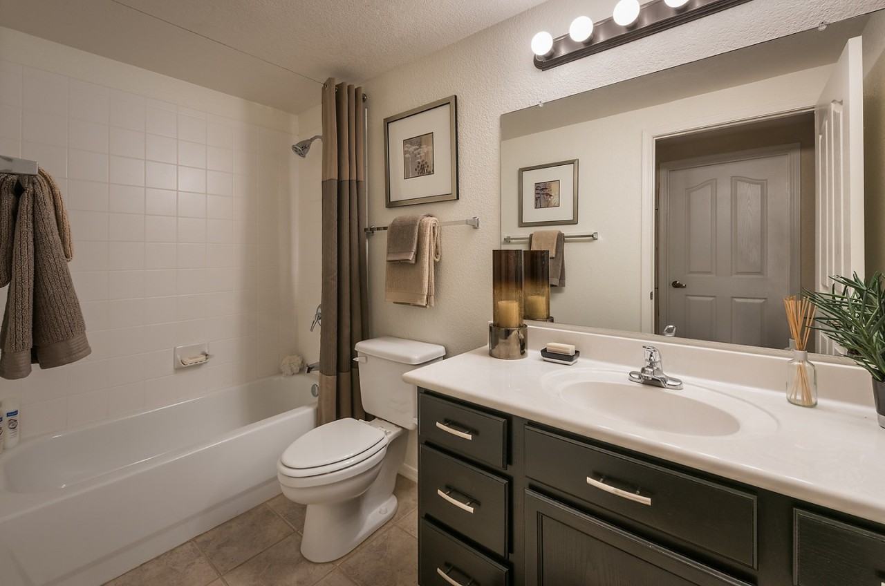 San Lagos by Mark-Taylor - Photo 2 of 20