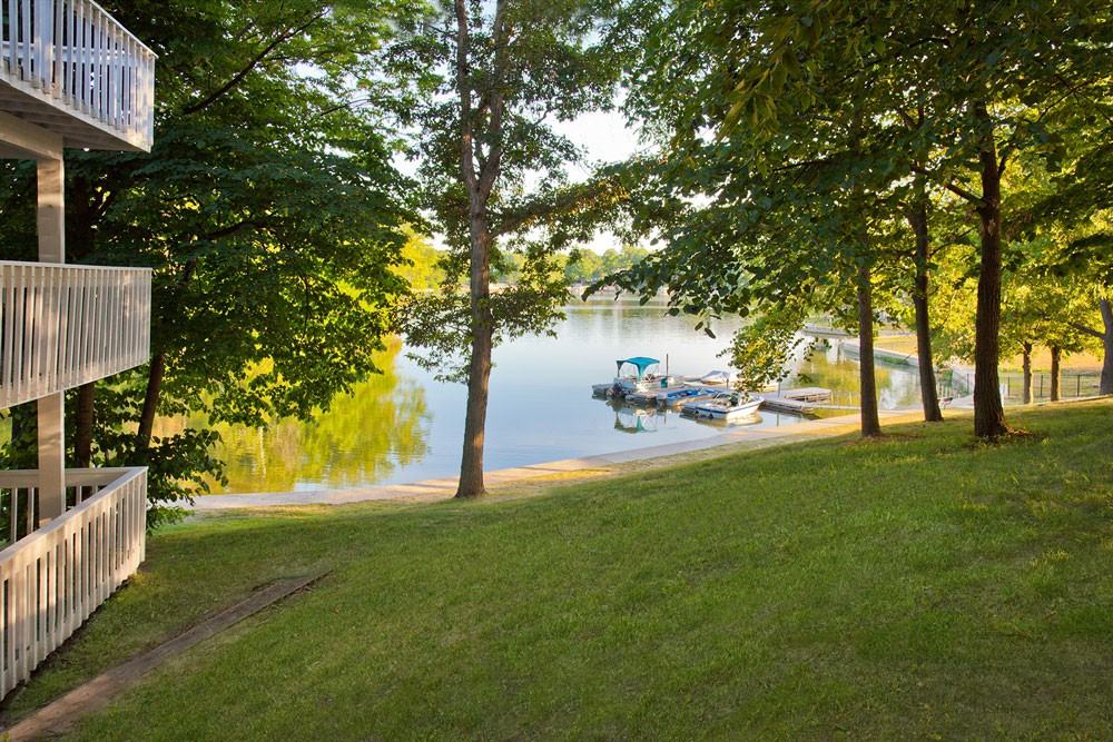 Harbour Town Apartments - Photo 2 of 45