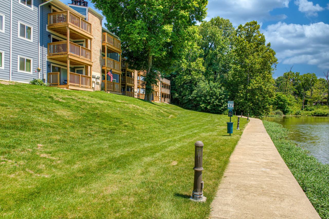 Harbour Town Apartments - Photo 3 of 45