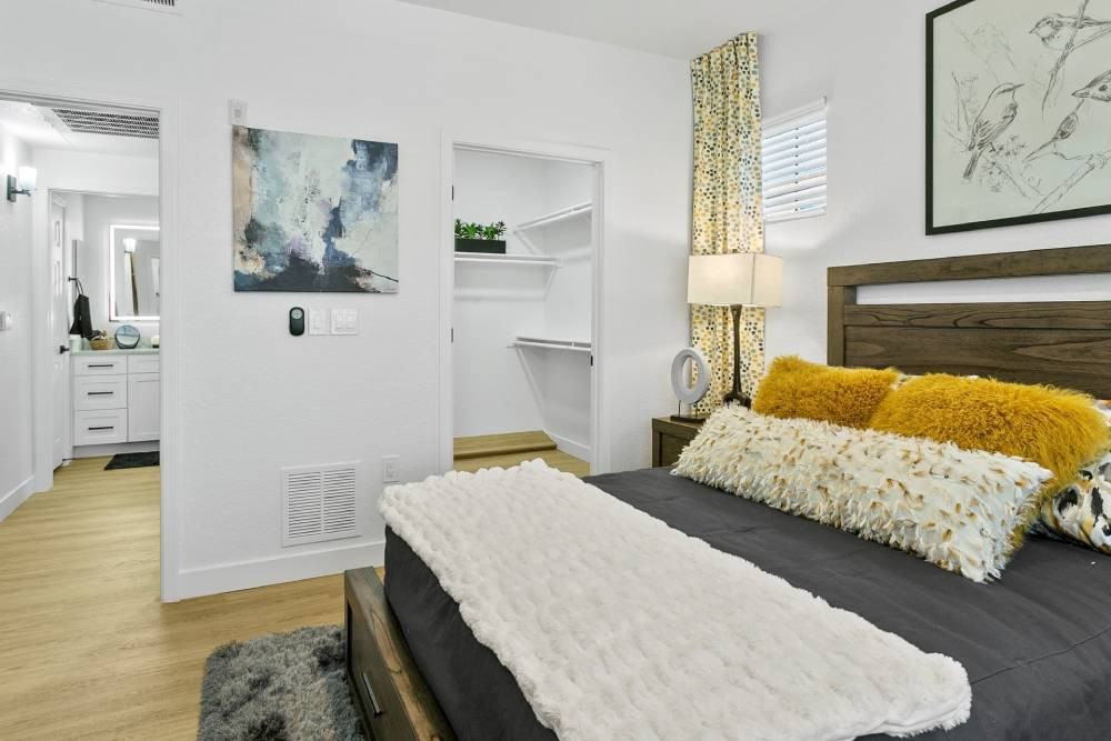 The Laurel Apartments - Photo 2 of 50