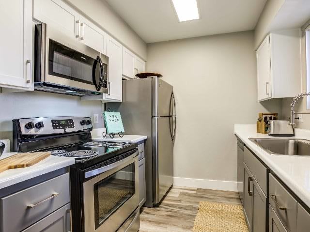 Avana Tempe - Photo 2 of 50