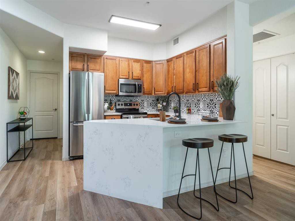 Desert Parks Vista - Photo 2 of 23