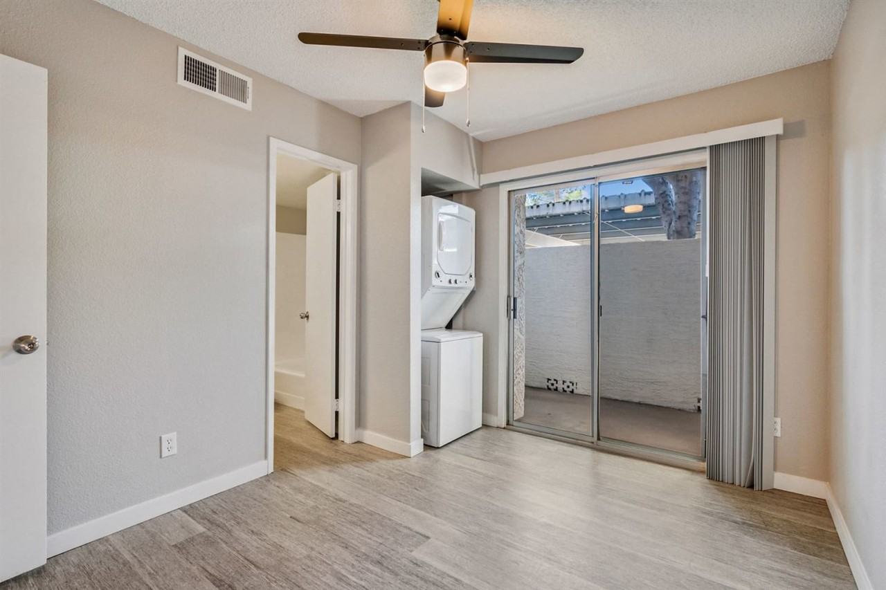 Tides on East Cactus - Photo 3 of 21