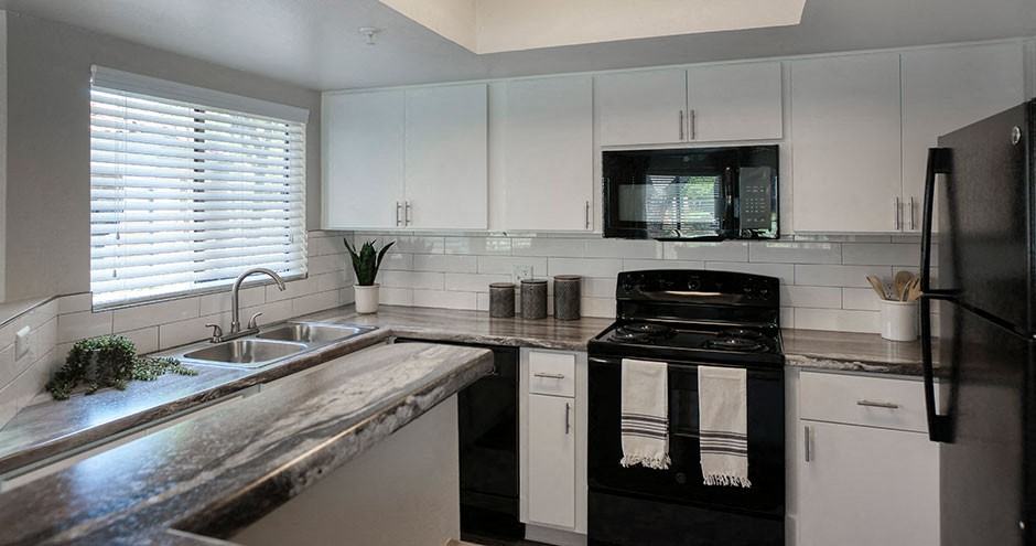 The Enclave - Photo 2 of 46