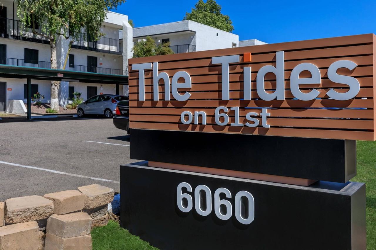 Tides on 61st - Photo 2 of 18