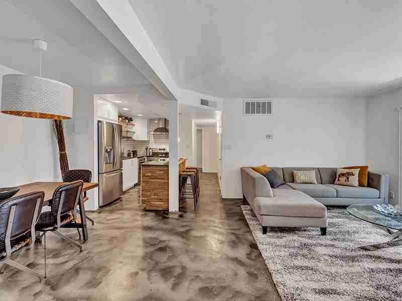 454 West Brown Apartments - Photo 3 of 23