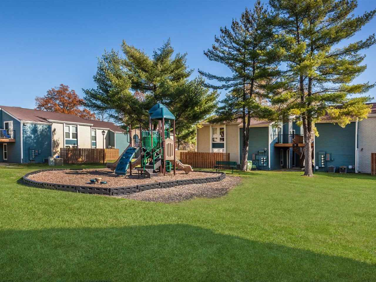 The Meridian North Apartments 2100 Westlane Rd, Indianapolis, IN