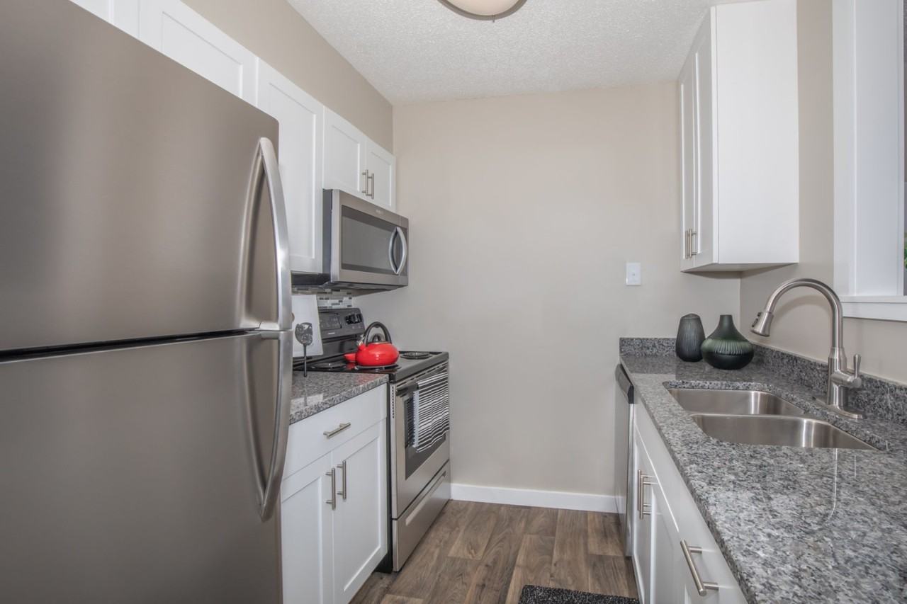 The Elliott at College Park Apartments 8760 Lemode Ct, Indianapolis