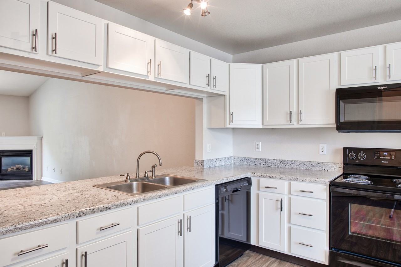 Washington Quarters - Photo 2 of 23