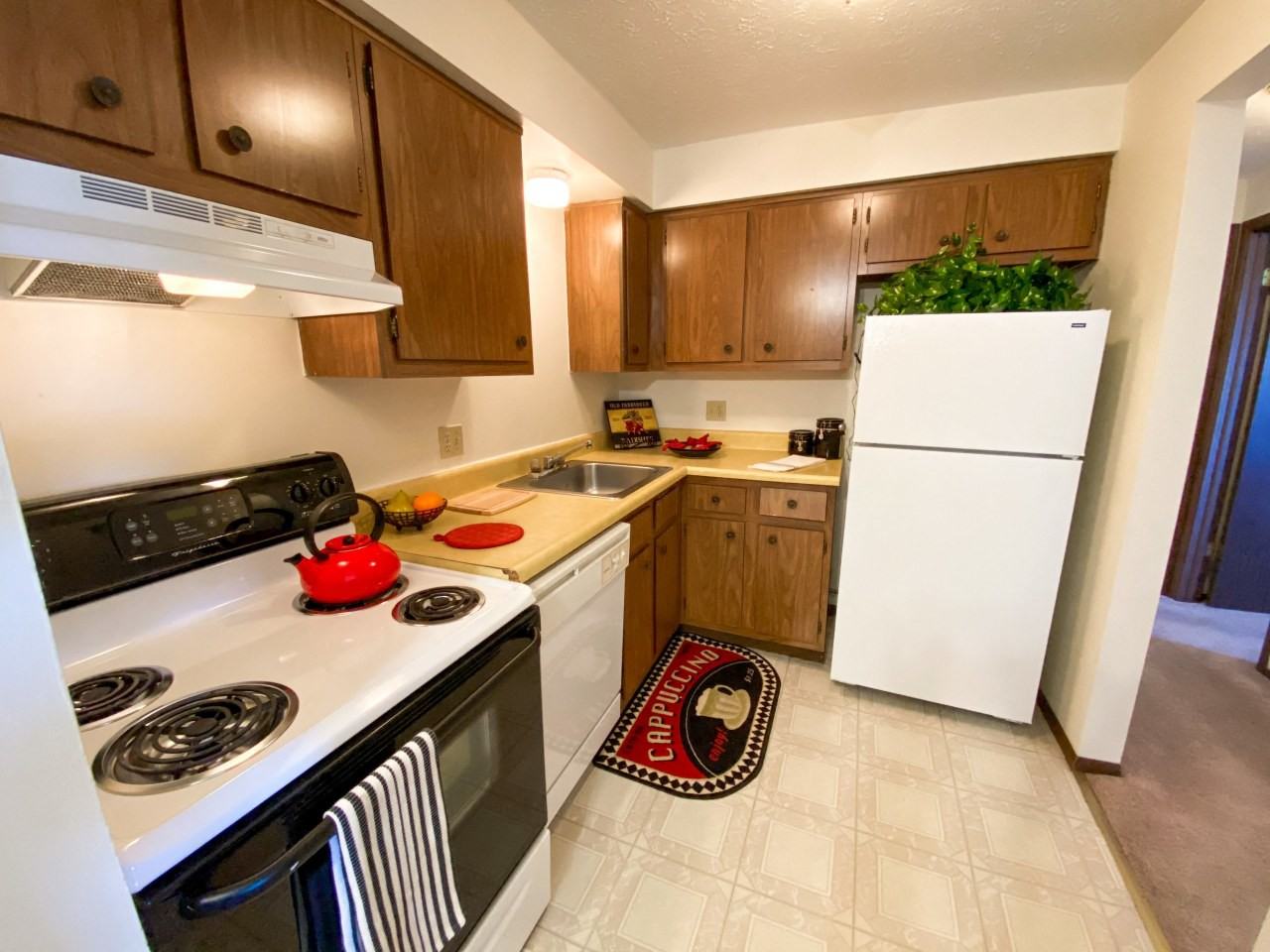 Condor Garden Apartments - Photo 3 of 11