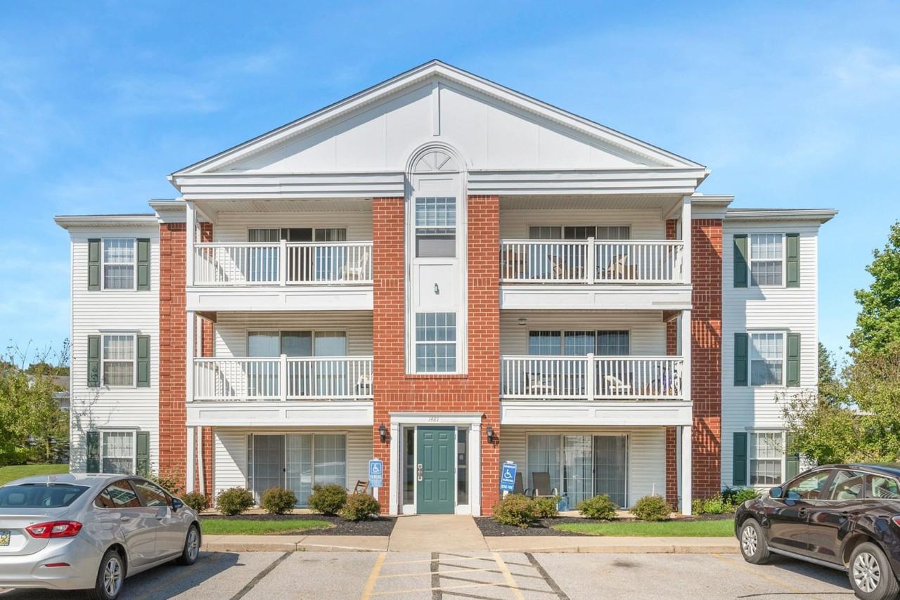 Parkwood Village Apartments - Photo 2 of 19