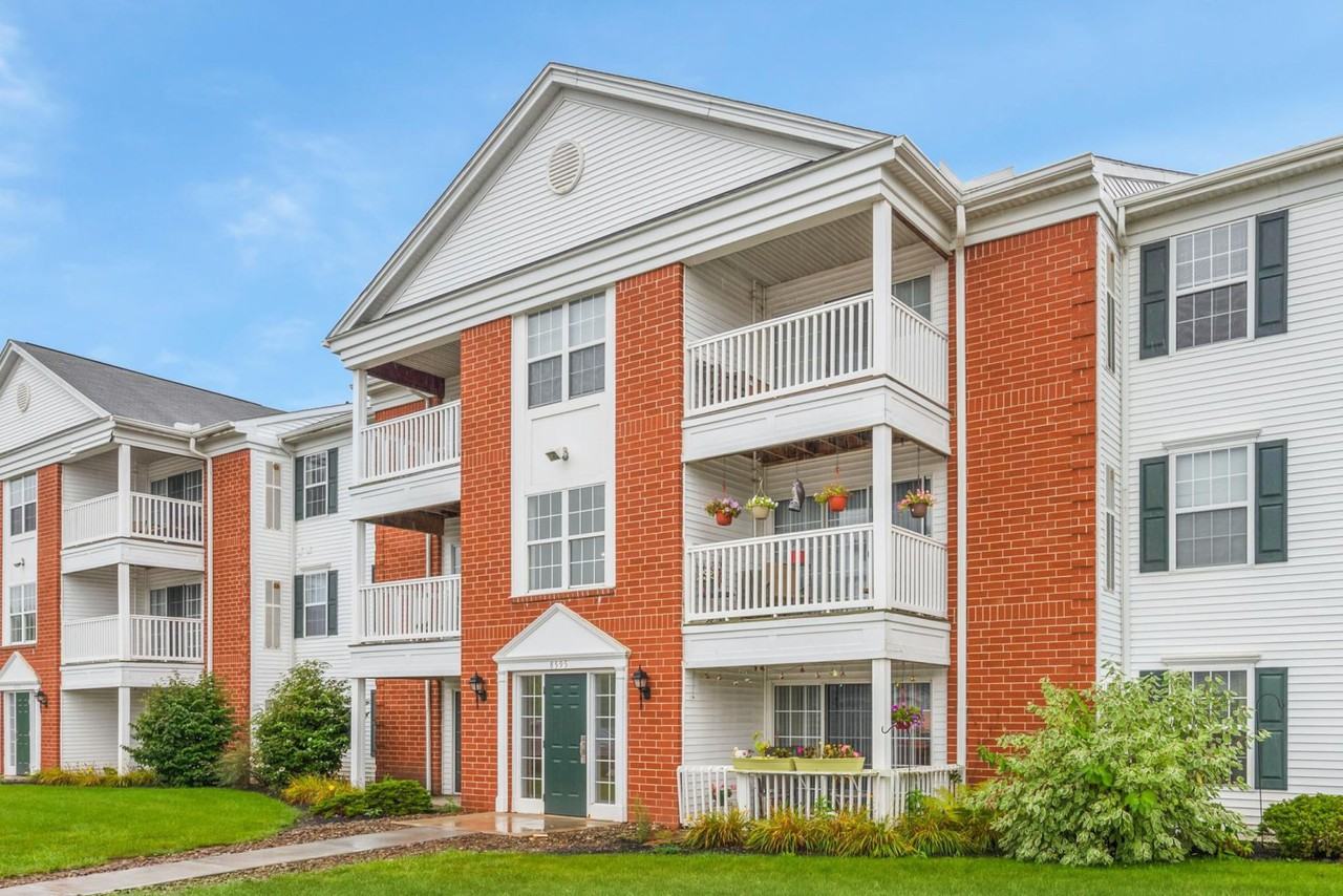 Evergreen Farms Apartments - Photo 3 of 17