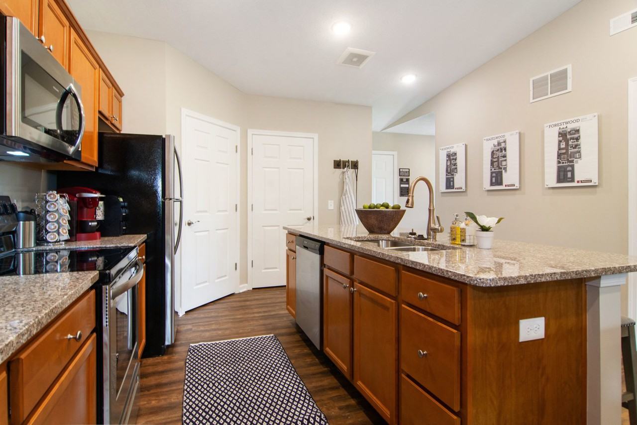 Redwood Valley City - Photo 3 of 13