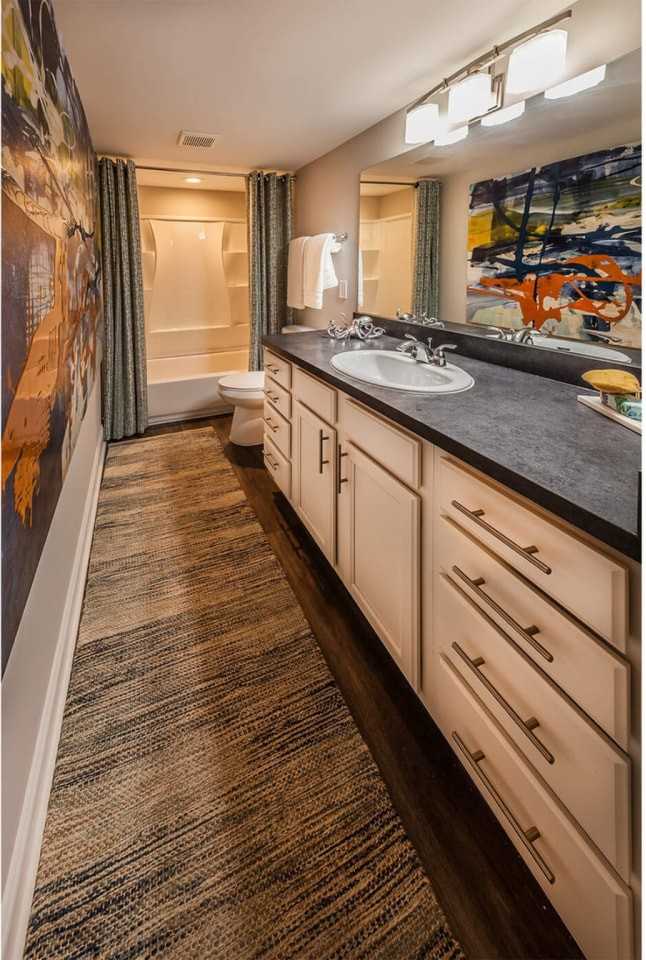 The George Apartment Homes - Photo 3 of 23