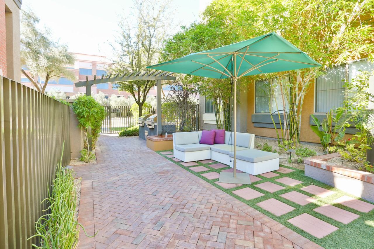 The Palladium at Scottsdale Civic Center - Photo 2 of 25