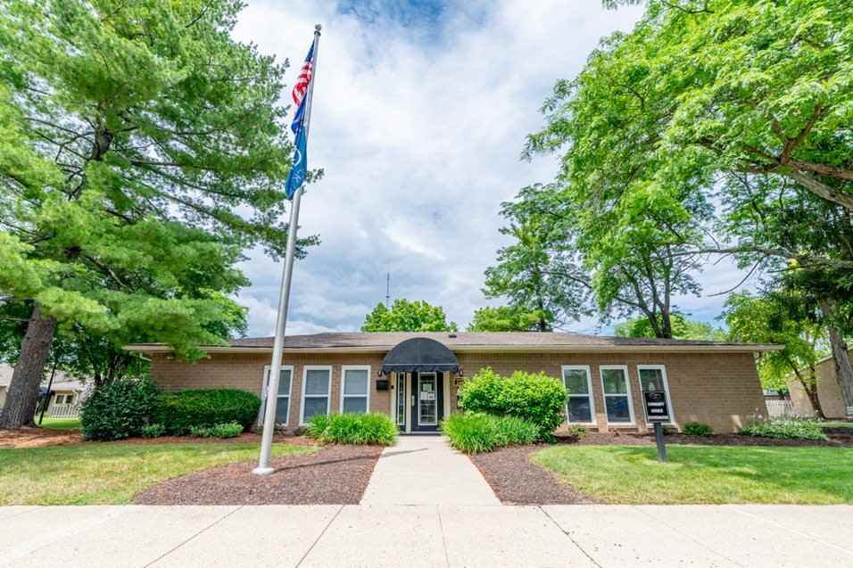 Cambridge Square North Apartments 7110 Township Line Rd, Indianapolis