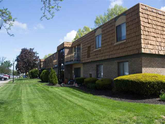 Trenton Place Apartments - Photo 3 of 20