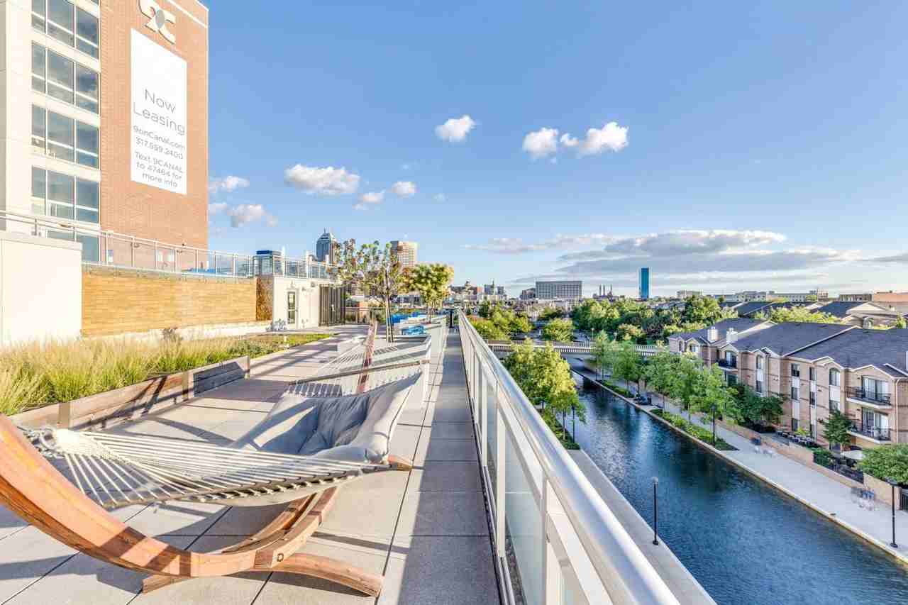 9 on Canal - Photo 3 of 50