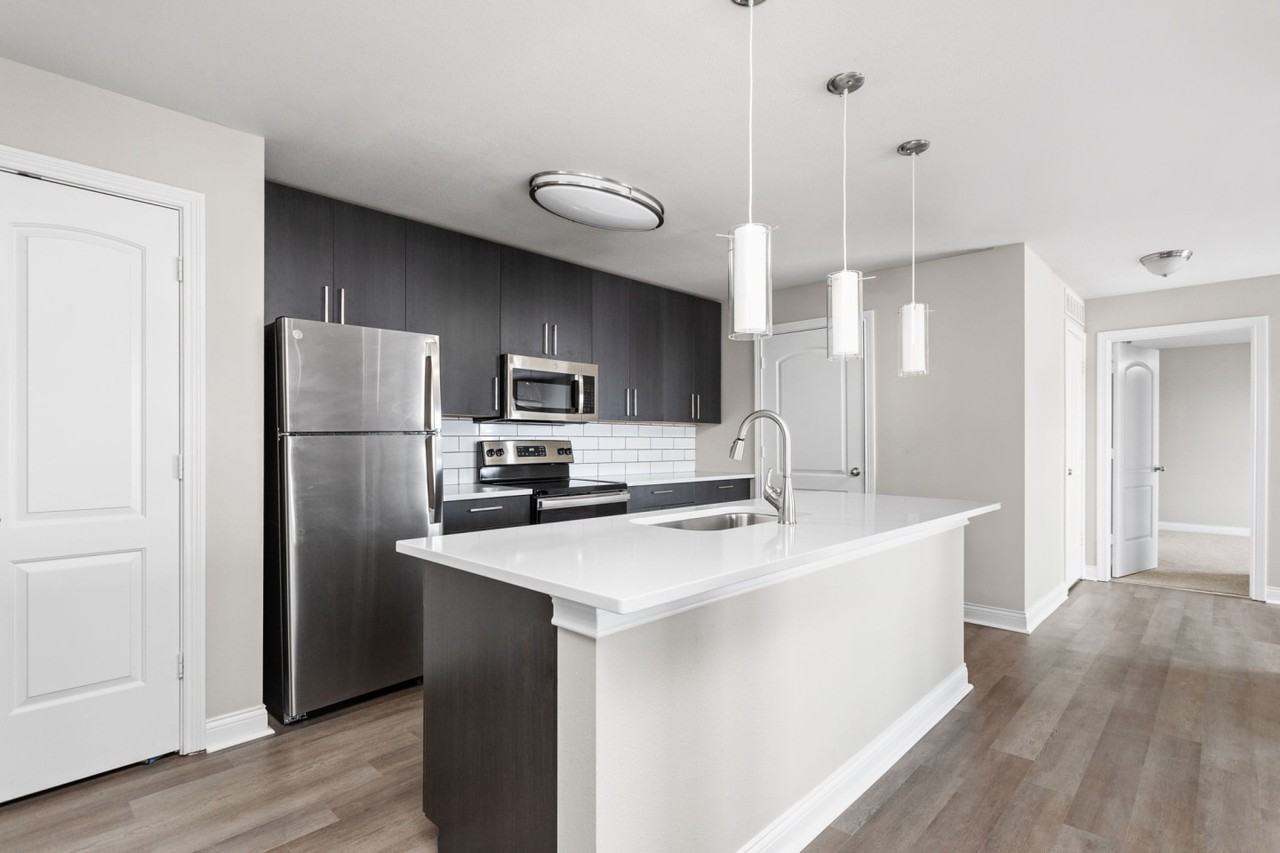 Autumn Breeze - Photo 2 of 29