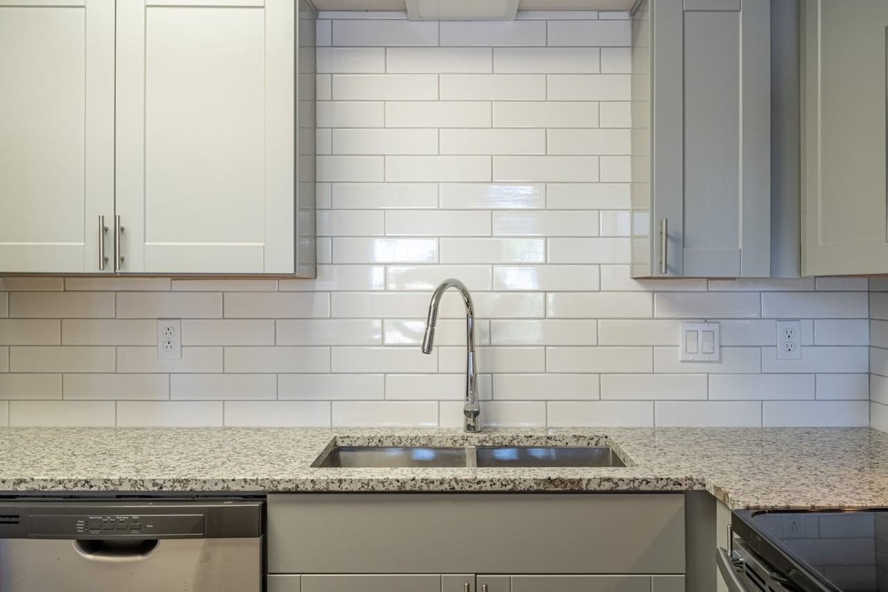 Red Sage - Photo 3 of 50