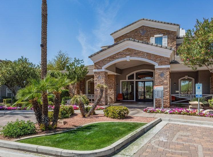 Artessa - Photo 2 of 40