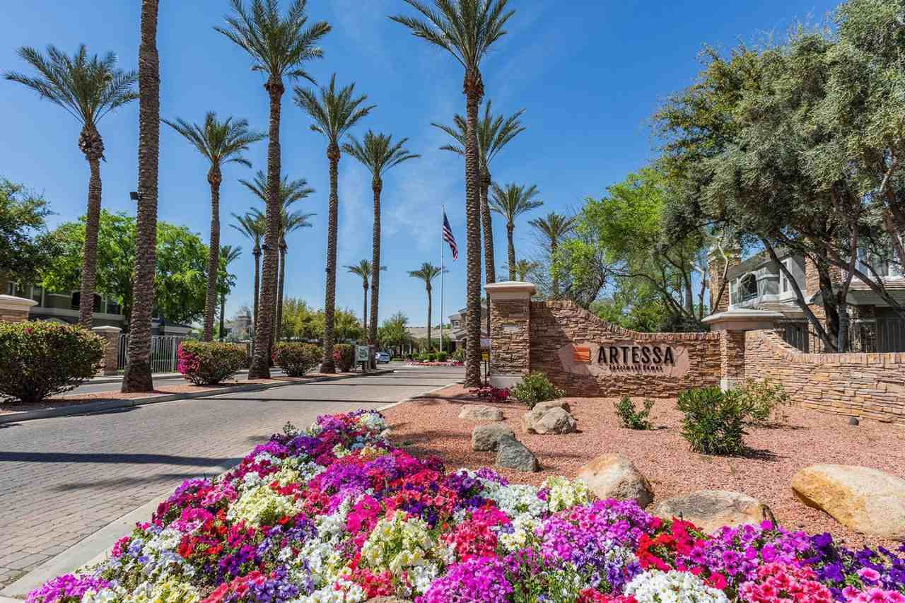 Artessa - Photo 3 of 40