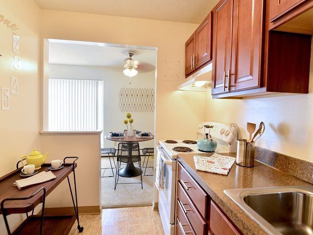 Midtown Towers - Photo 3 of 24