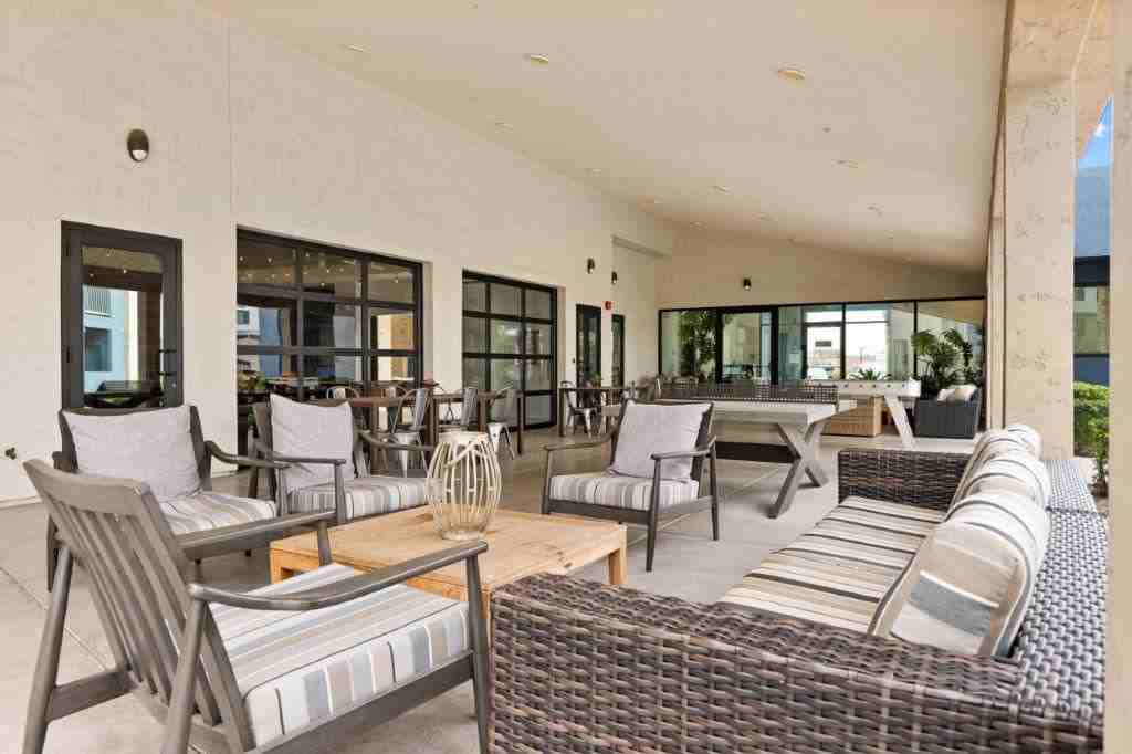 Palms Luxury Apartments - Photo 2 of 29