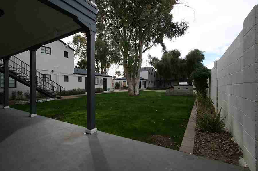 Carolina - Photo 3 of 5