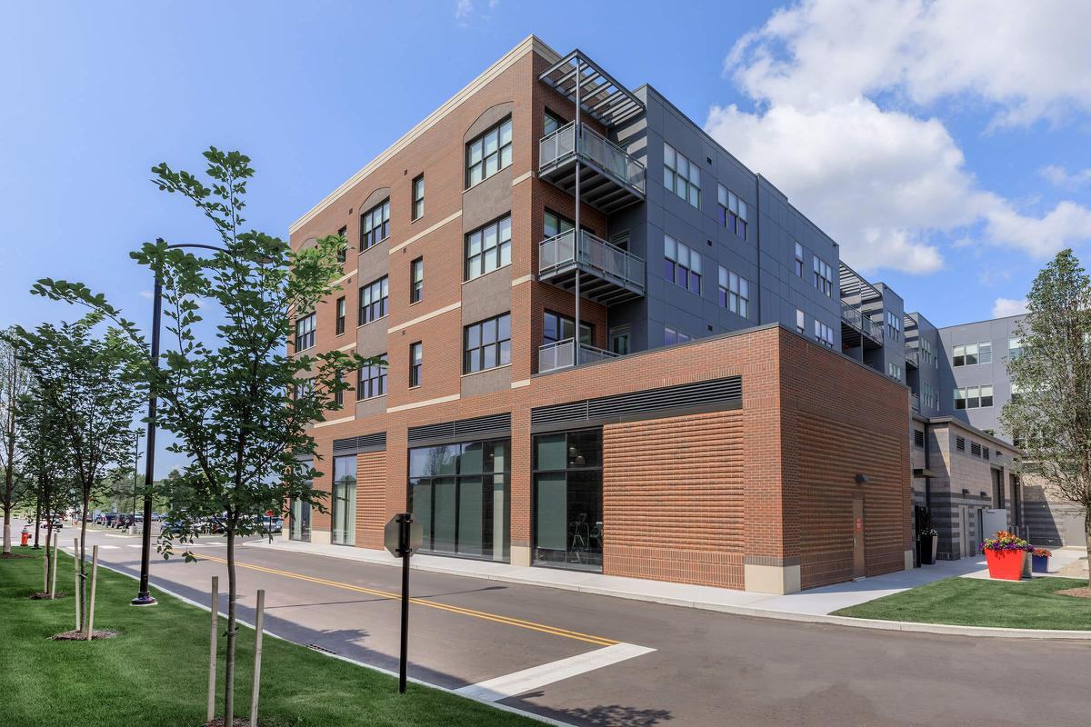 4th & Park at Pinecrest - Photo 2 of 34