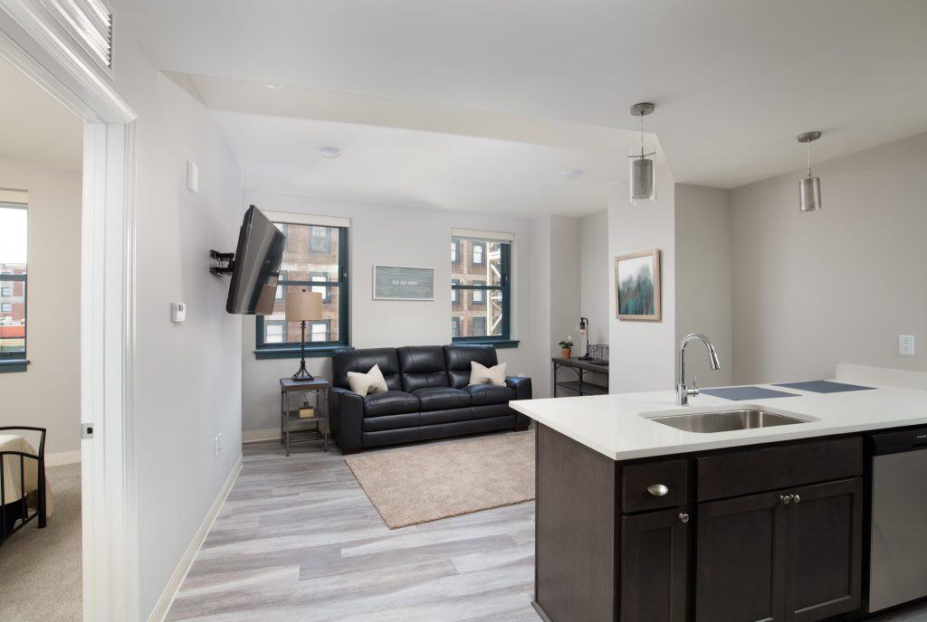 The Athlon - Photo 2 of 29