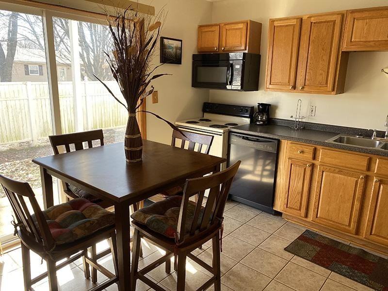 One Somerset Apartments - Photo 2 of 11