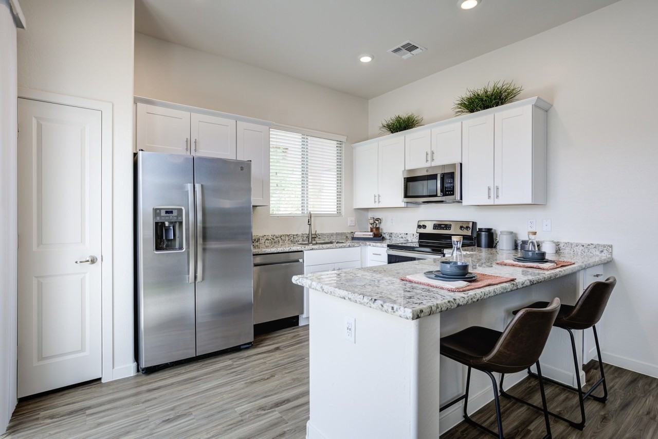 Avilla Lago - Photo 3 of 29