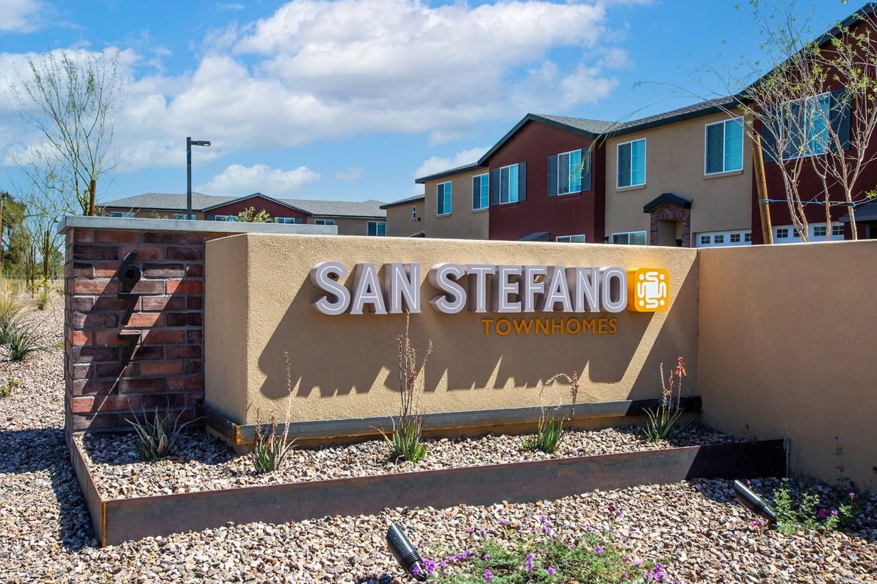 San Stefano Townhomes Apartments 677 E Commonwealth Ave, Chandler, AZ