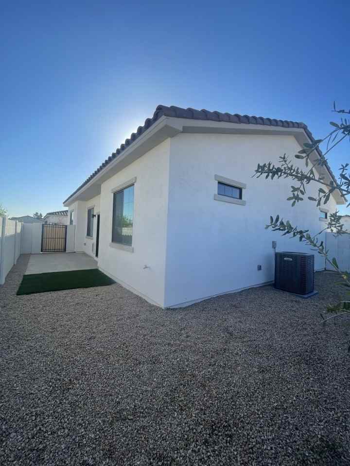 Luna Bear 94 - Photo 3 of 27