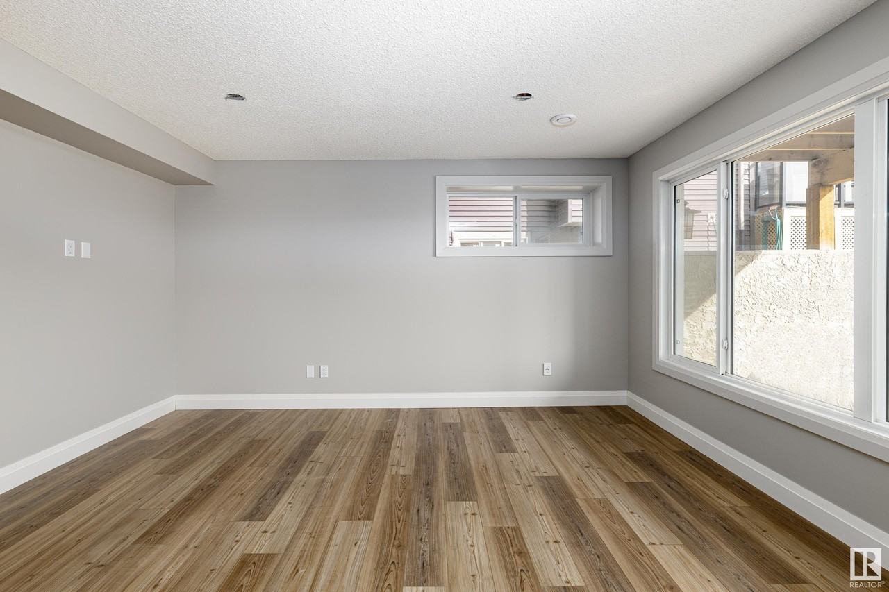 5534 Edworthy Way Northwest - Photo 4 of 15