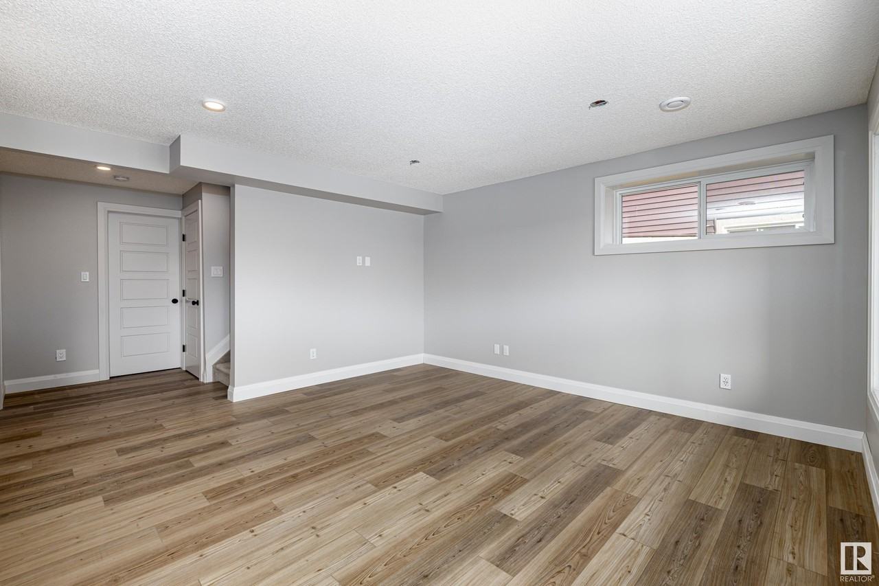 5534 Edworthy Way Northwest - Photo 5 of 15